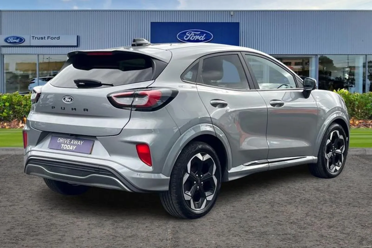 Other Other 1.0 EcoBoost Hybrid mHEV ST-Line X 5dr - Image 4