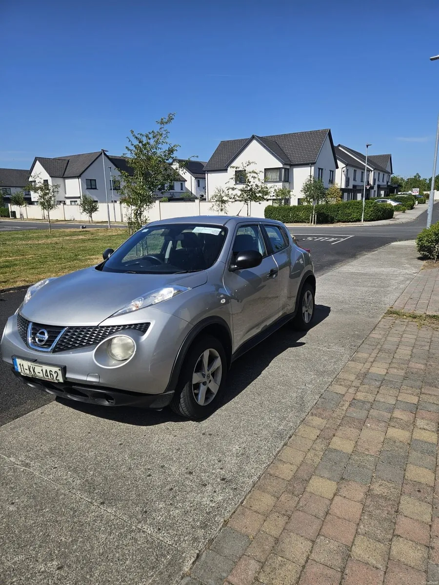 Nissan Juke 2011 1.6 petrol manual - Image 1