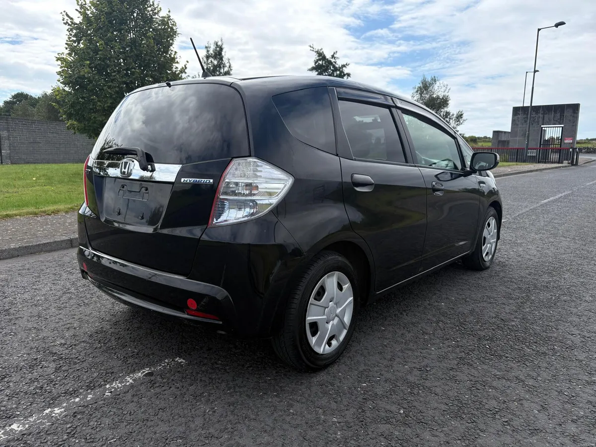 2012 Honda Fit Hybrid, Automatic, 1.3 Petrol - Image 4
