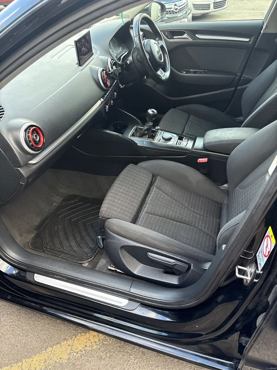 Car - Image 6