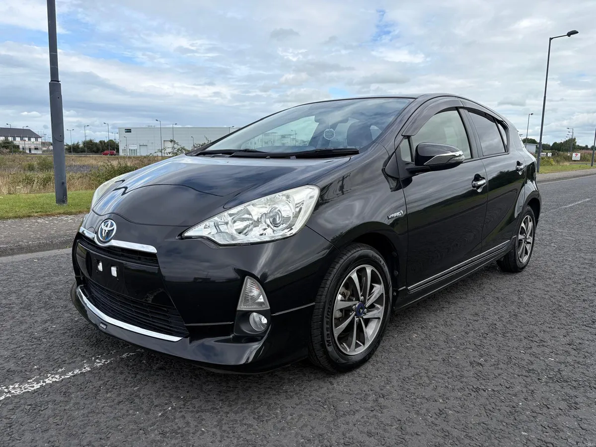 2014 Toyota Aqua S, 1.5 Petrol Hybrid, Automatic - Image 6