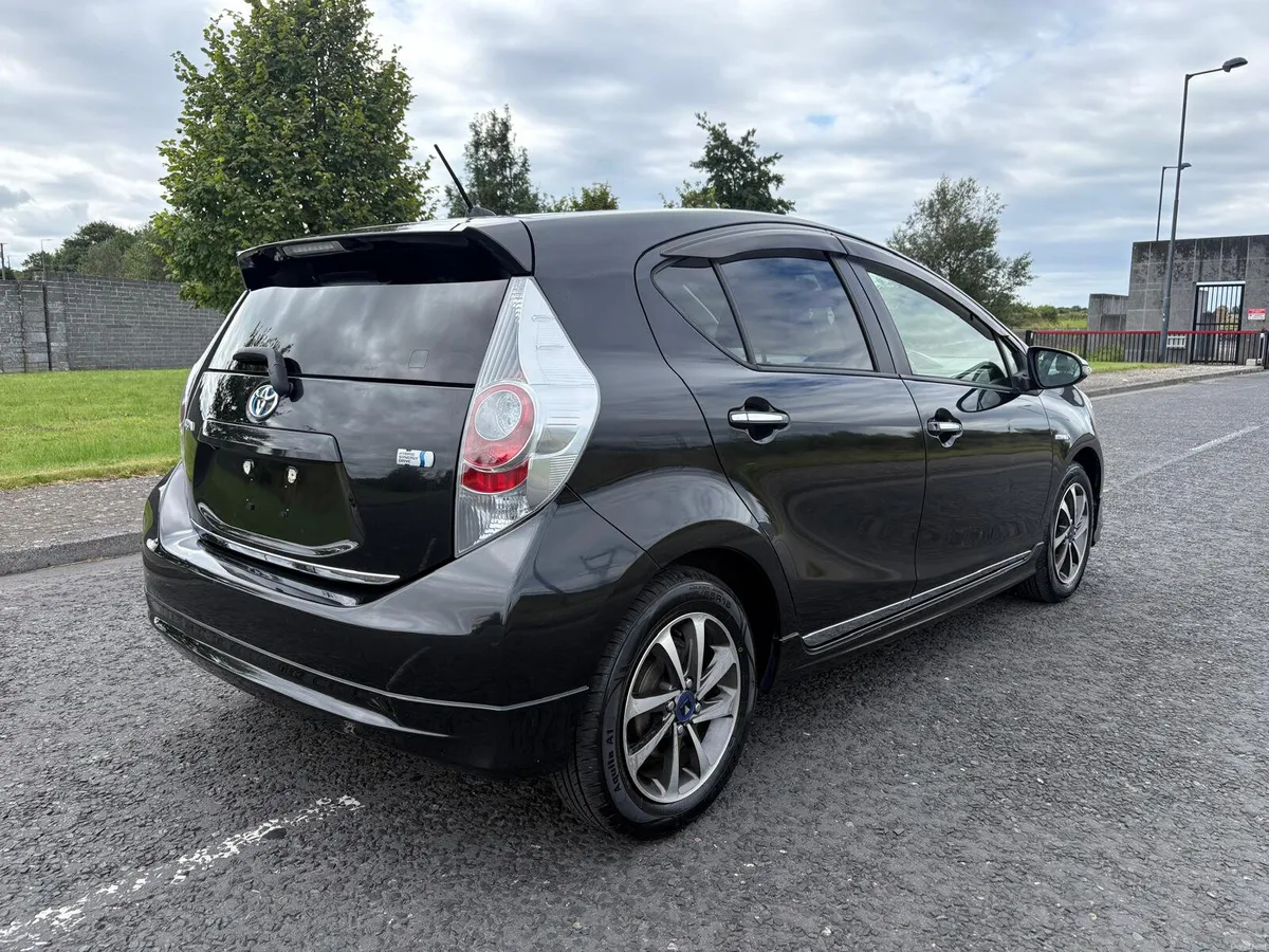 2014 Toyota Aqua S, 1.5 Petrol Hybrid, Automatic - Image 4