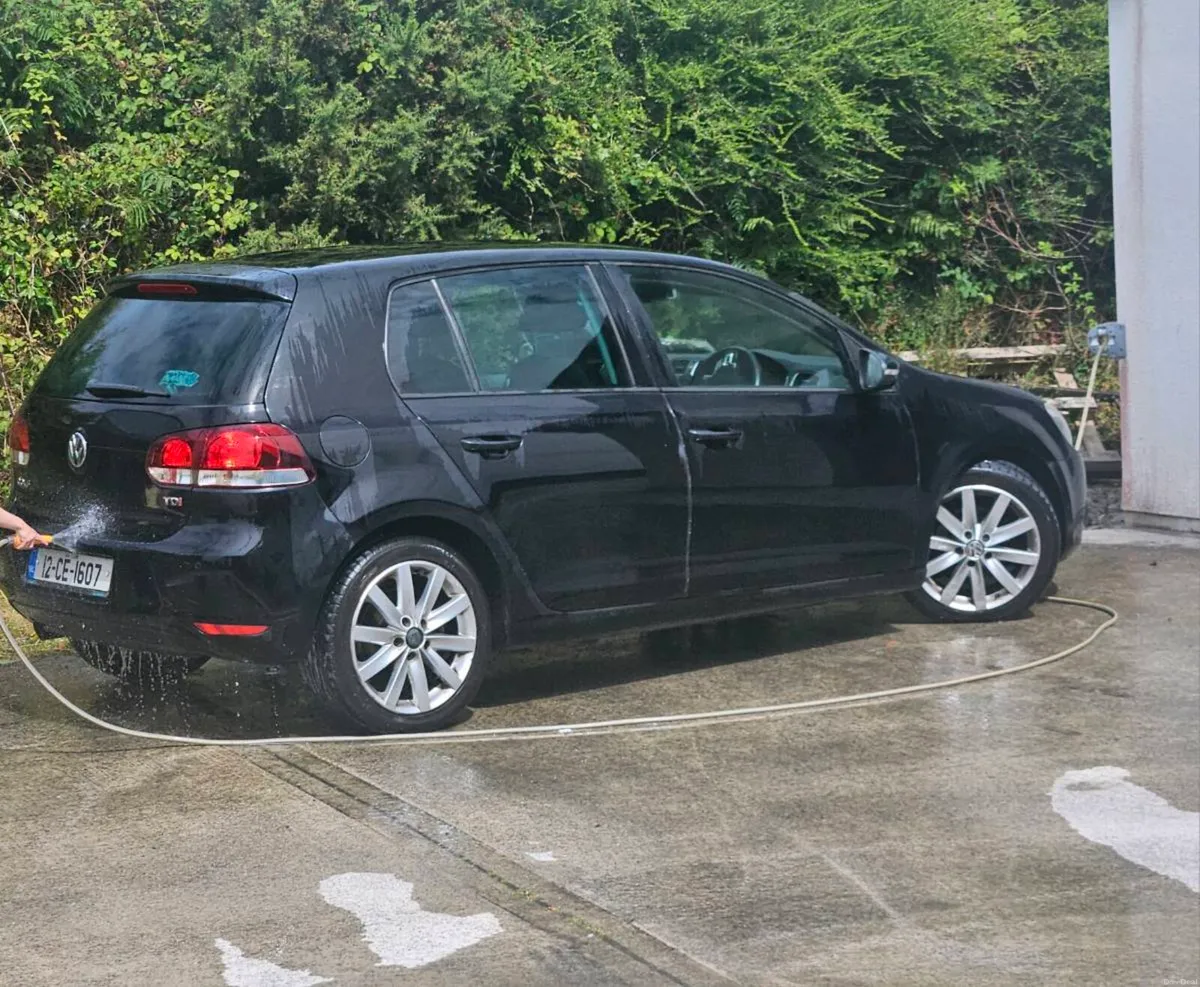 Black Vw golf 2012 tdi - Image 4