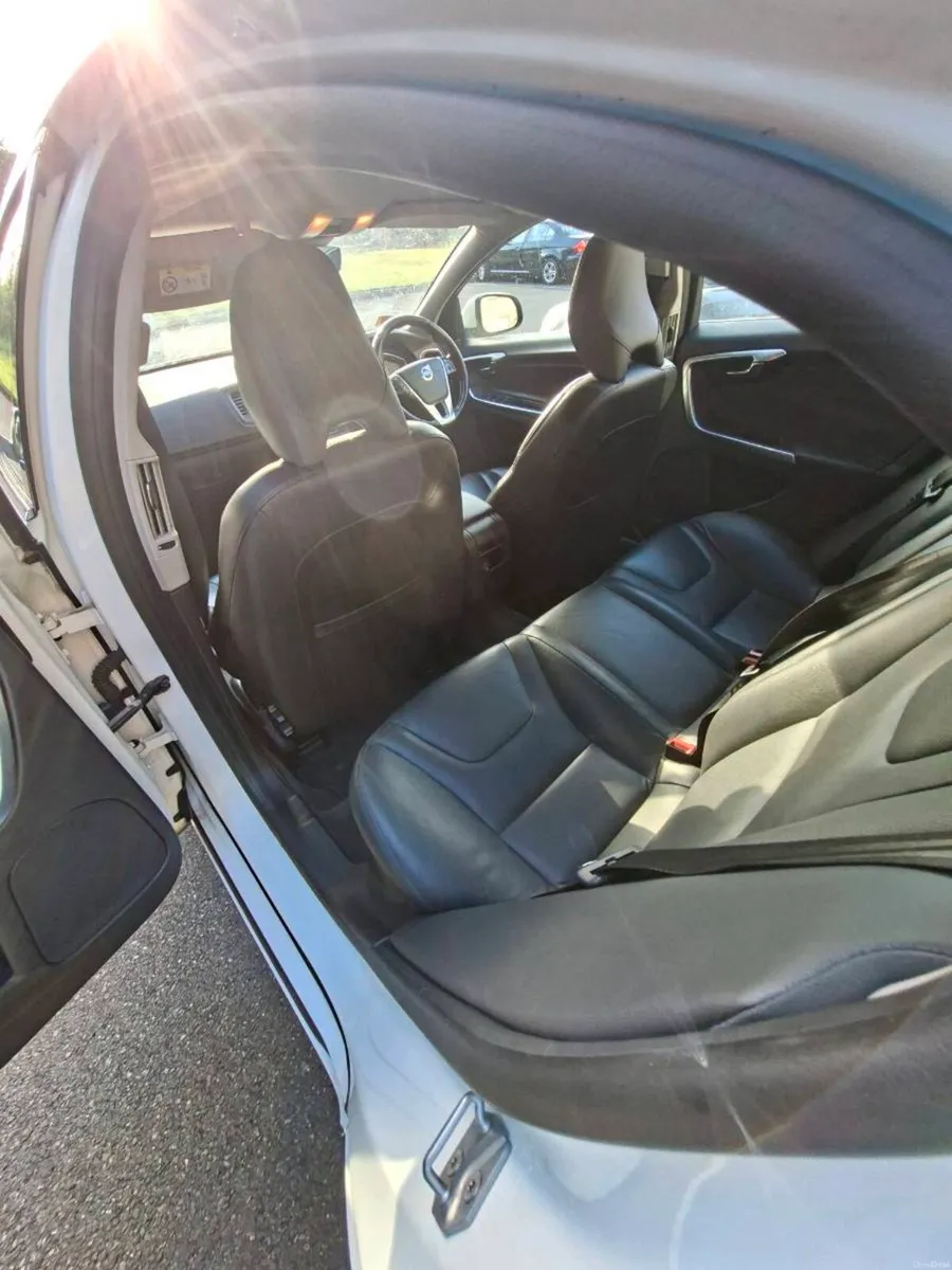 2015 Volvo S60 1.6 D2 SE - Image 3