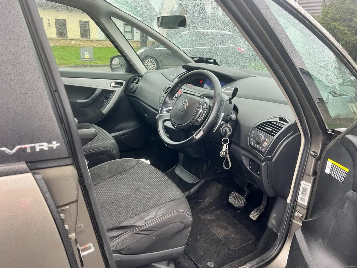 Citroen C4 Picasso 2009 Automatic - Image 6