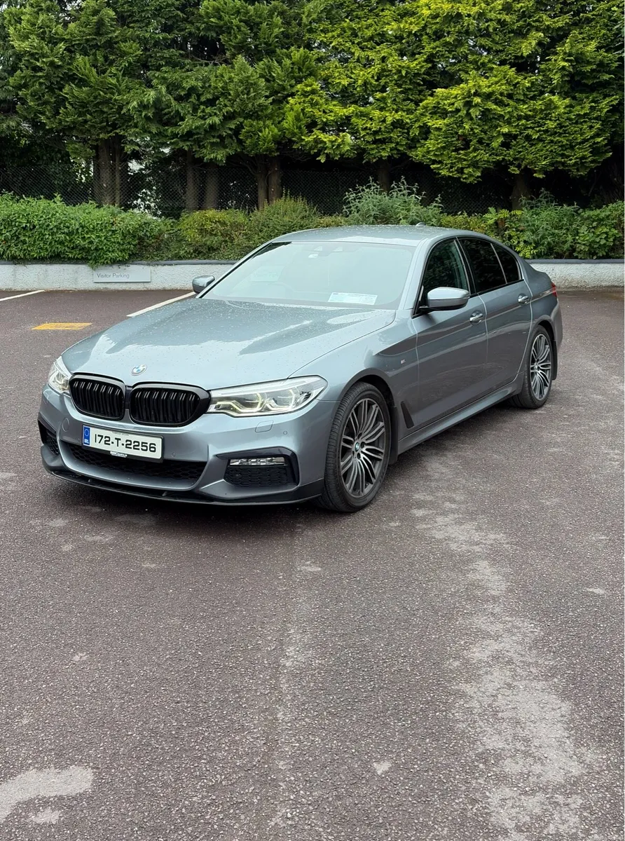 2017 BMW 520d G30 M Sport *FSH Harmon Kardon* - Image 1