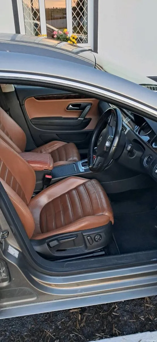Volkswagen Passat CC - Image 6