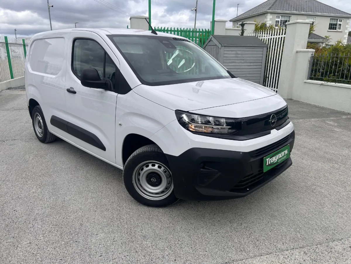 Opel Combo PRE REG WITH DELIVERY MILES  L1H1-1.5 1 - Image 1