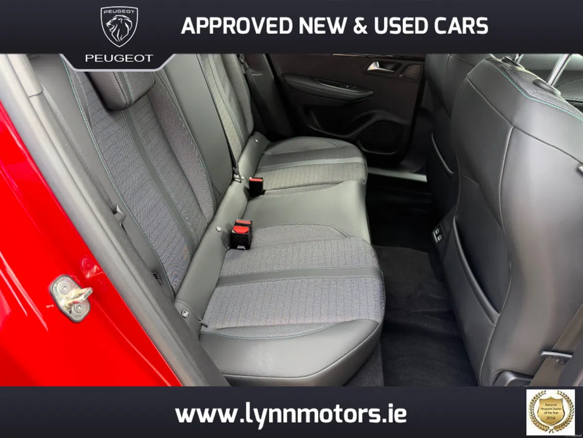 Peugeot 2008 ALLURE PACK 136BHP 50 KWH 4DR - Image 5