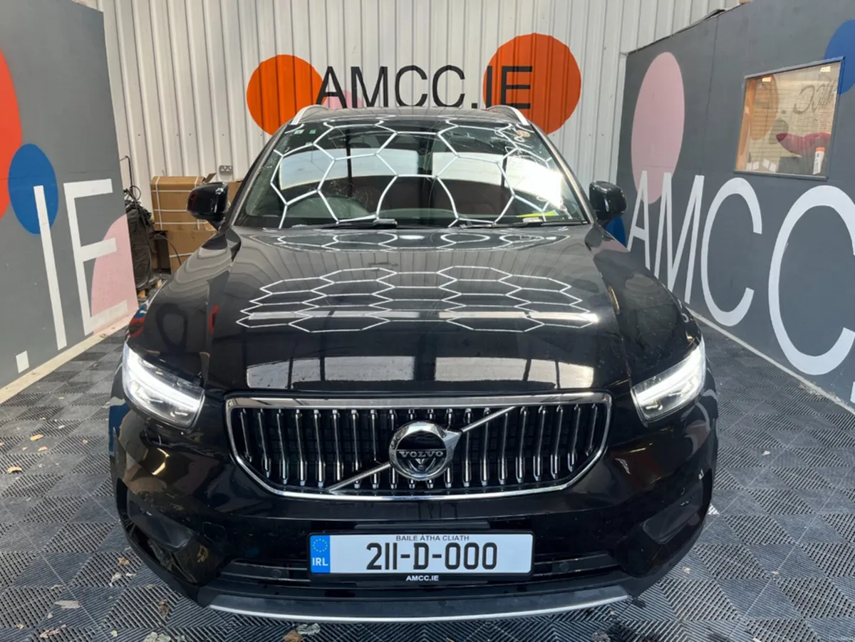 Volvo XC40 2021 VOLVO XC40 RECHARGE PHEV T5 INSCRI - Image 2