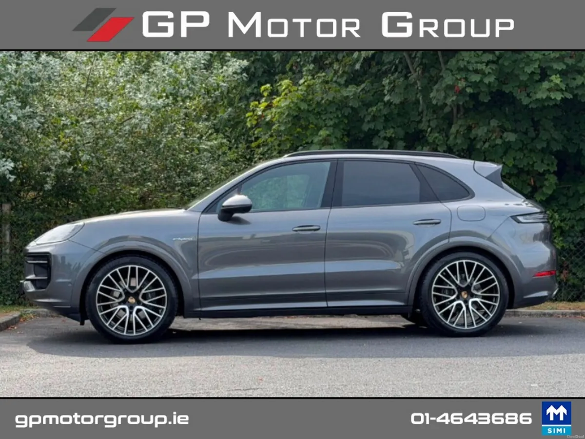 Porsche Cayenne 3.0 V6 E-HYBRID AUTO *REMAINING MA - Image 4