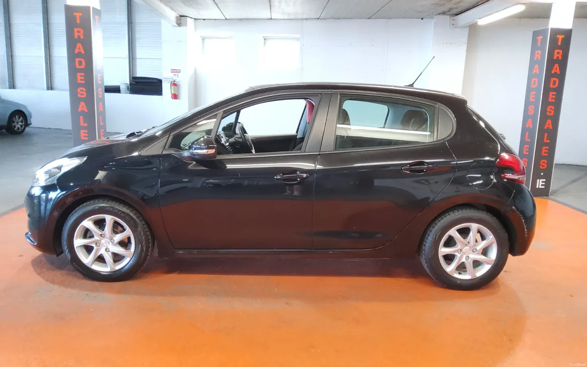 Peugeot 208 2019 - Image 6