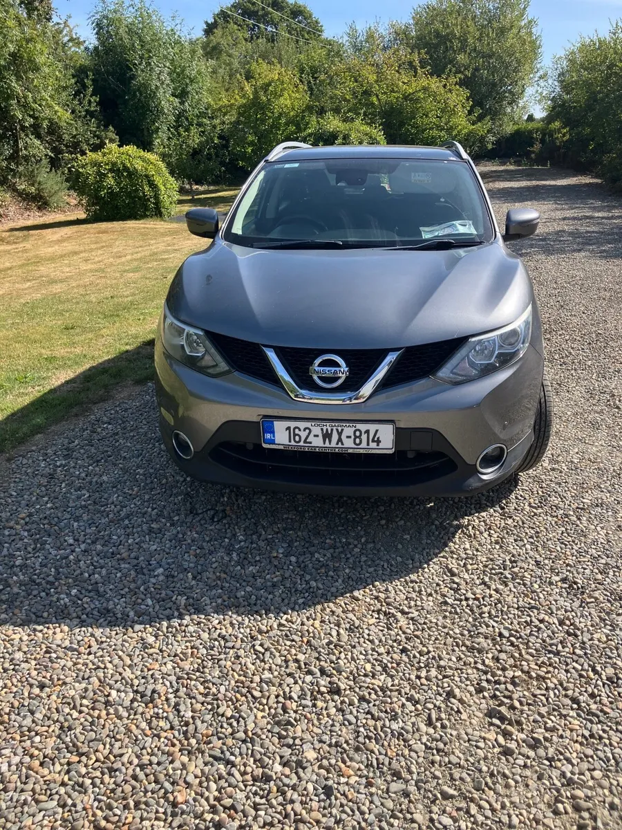 Nissan Qashqai 2016  Full service history - Image 1
