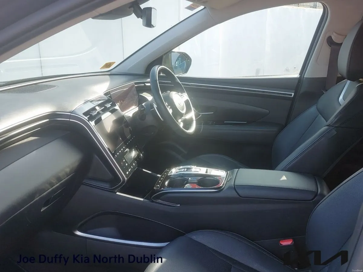 Hyundai Tucson 4WD Executive Plus PHEV Auto - Image 6