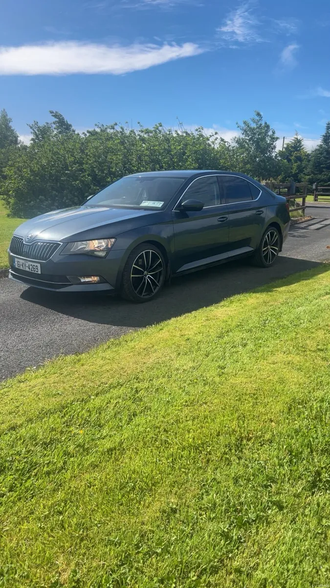 Skoda Superb - Image 2