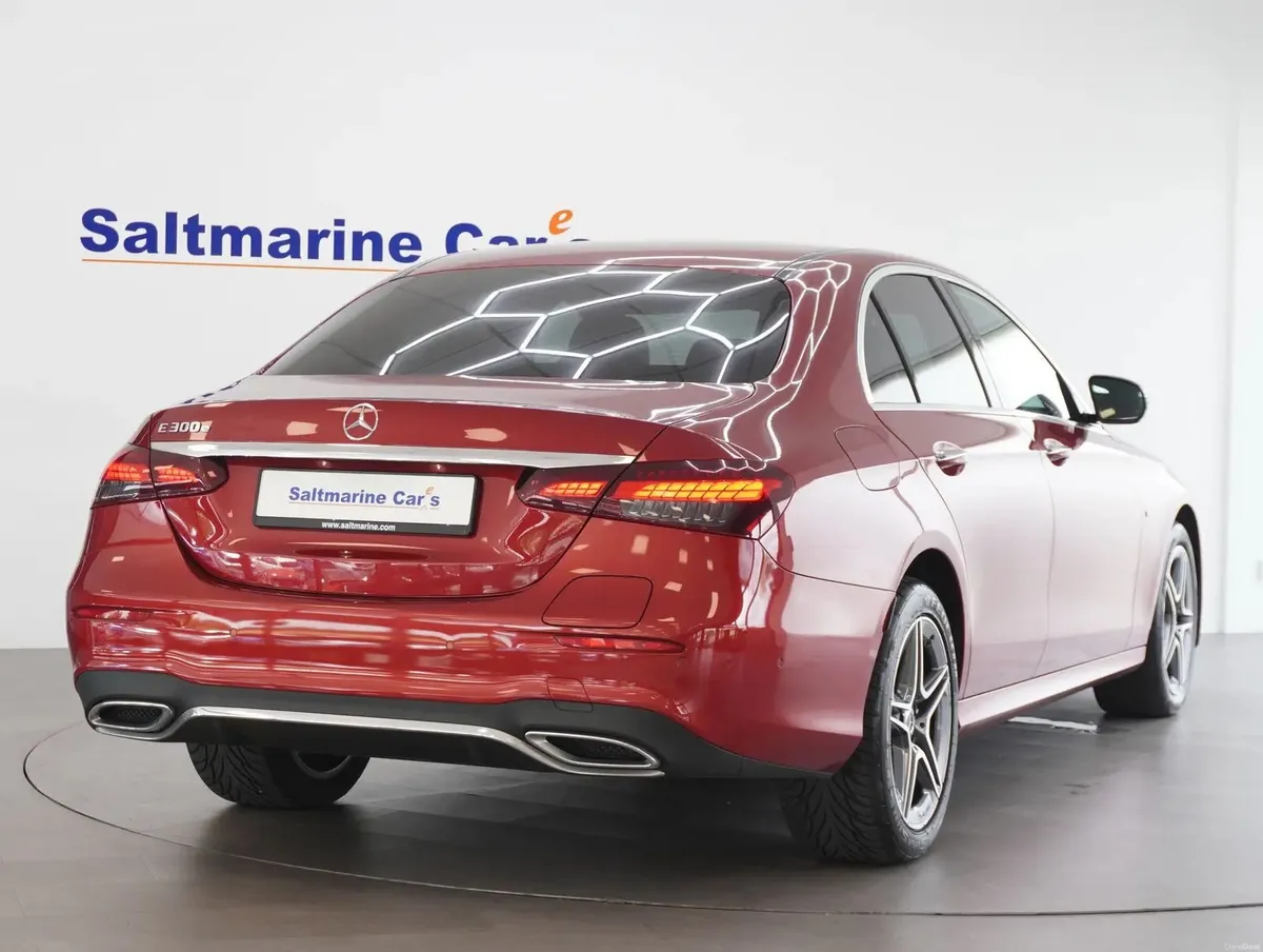 2021 Mercedes-Benz E 300 PHEV - Export & Save €€€ - Image 5