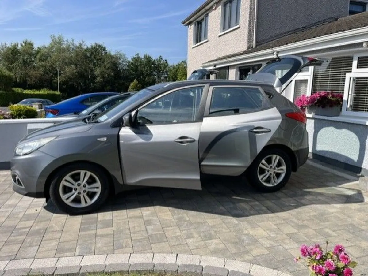 Hyundai ix35 2013 - Image 2