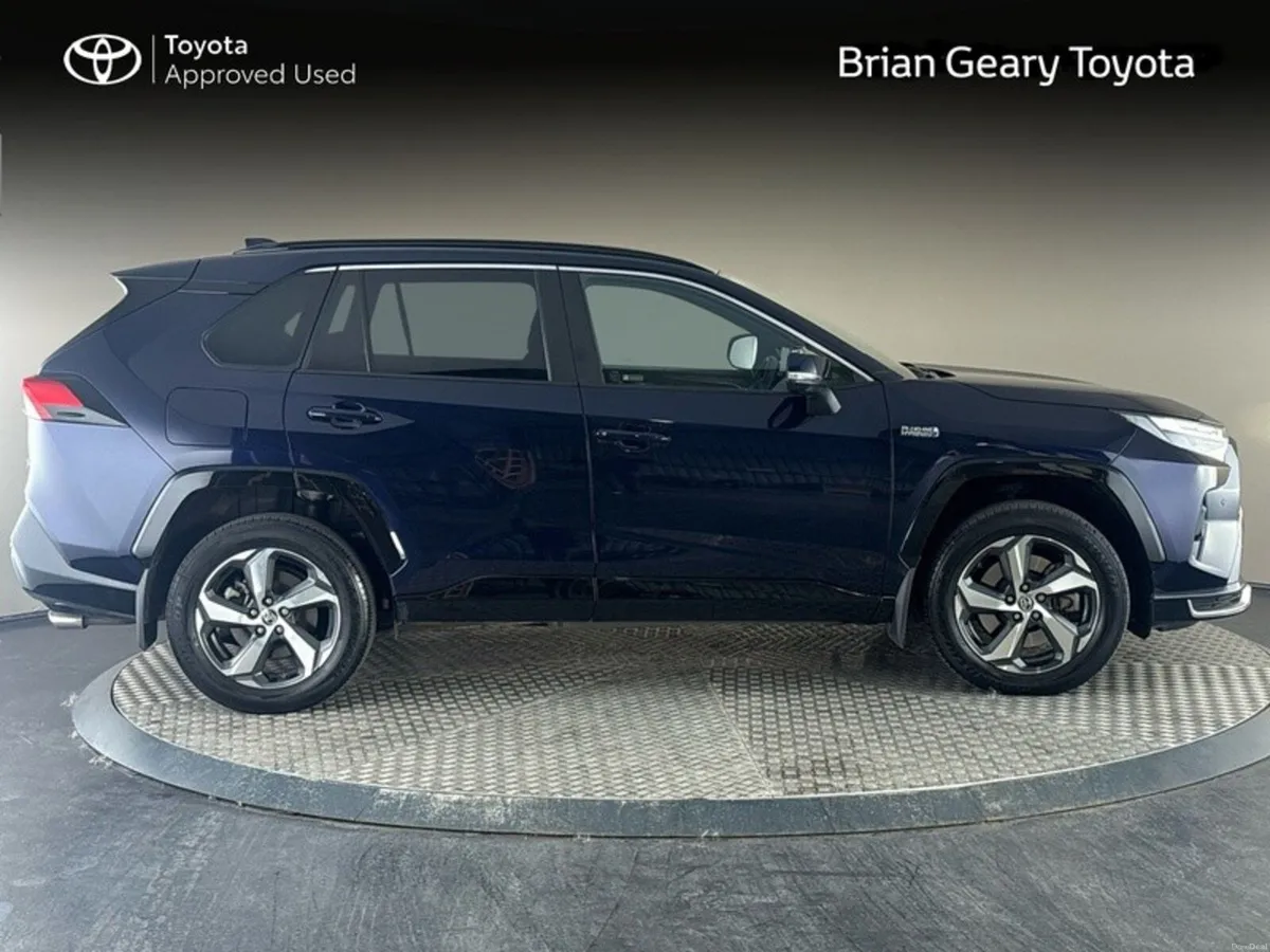 Toyota RAV4 SOL PHEV - Image 3