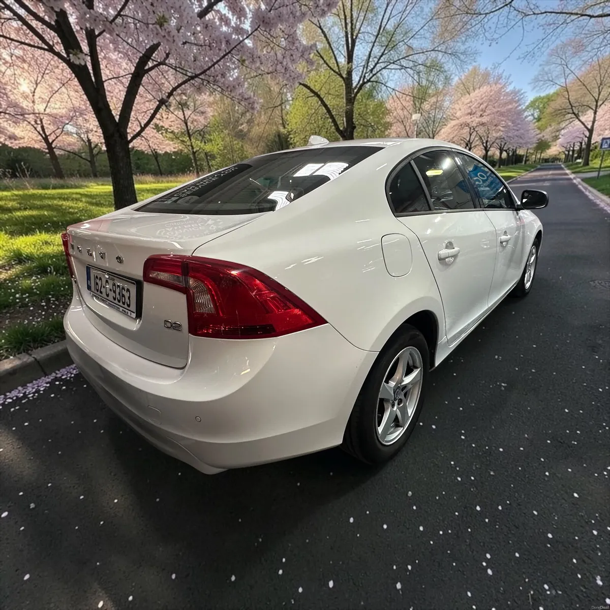 2016 Volvo S60 2.0 D2 (120hp) ES  only 141,000 kms - Image 4