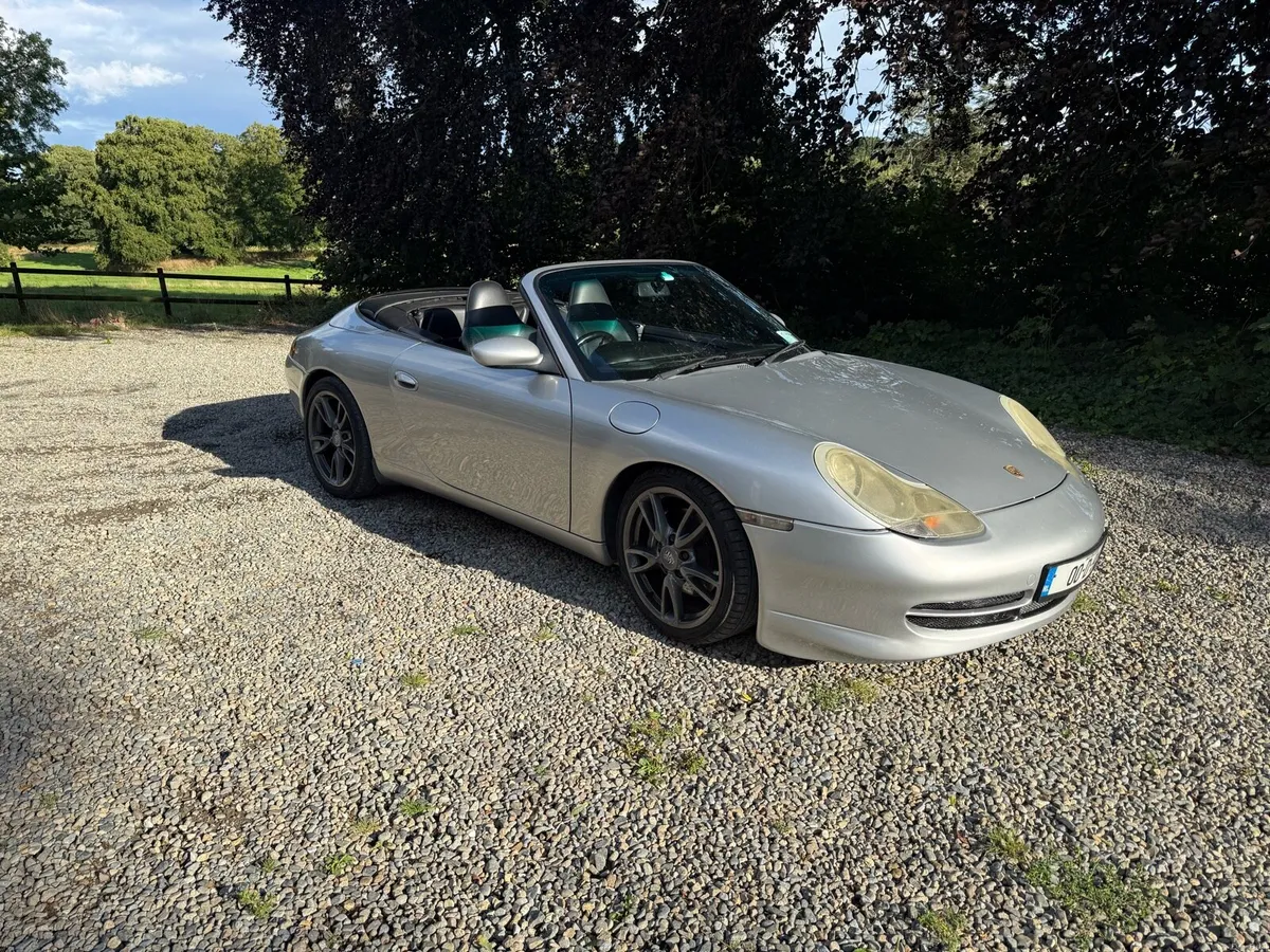 Porsche 911 - Image 1