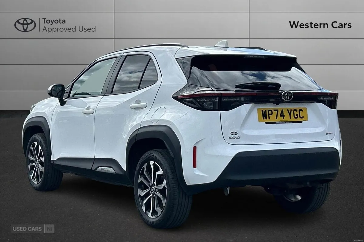 Toyota Yaris Cross 1.5 VVT-h Design E-CVT Euro 6 ( - Image 6