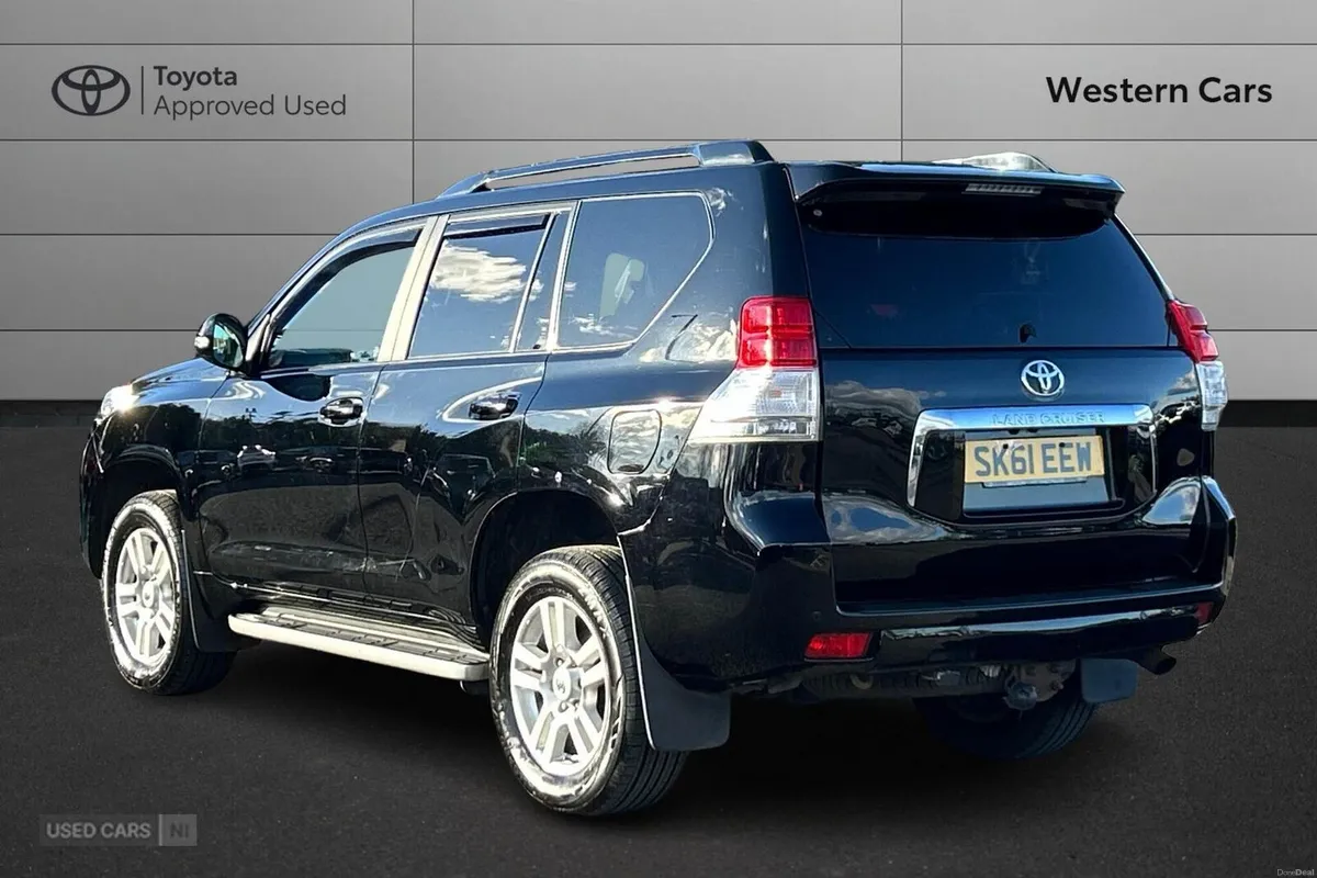 Toyota Land Cruiser 3.0 D-4D LC4 SUV 5dr Diesel Au - Image 4