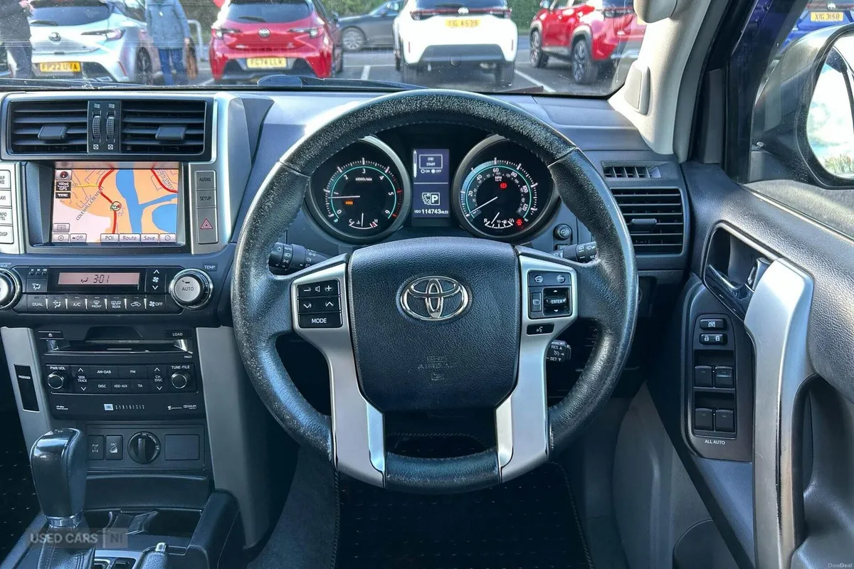 Toyota Land Cruiser 3.0 D-4D LC4 SUV 5dr Diesel Au - Image 6