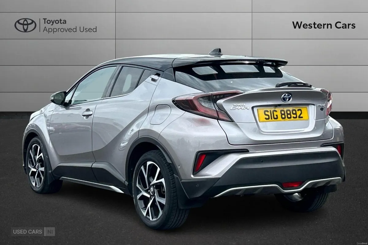 Toyota C-HR 1.8 VVT-h Dynamic CVT Euro 6 (s/s) 5dr - Image 6