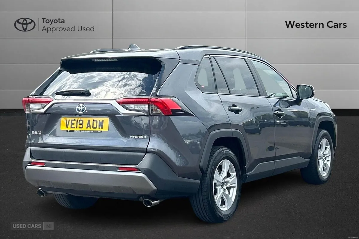 Toyota RAV4 2.5 VVT-h Icon CVT Euro 6 (s/s) 5dr - Image 2