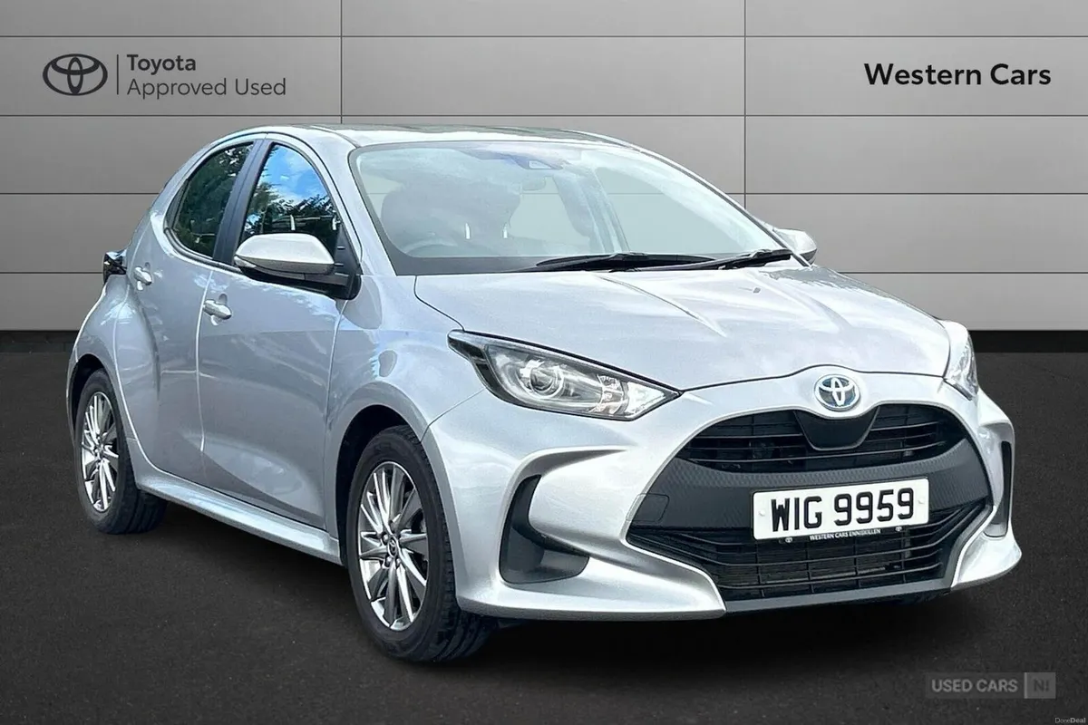 Toyota Yaris 1.5 VVT-h Icon E-CVT Euro 6 (s/s) 5dr - Image 1
