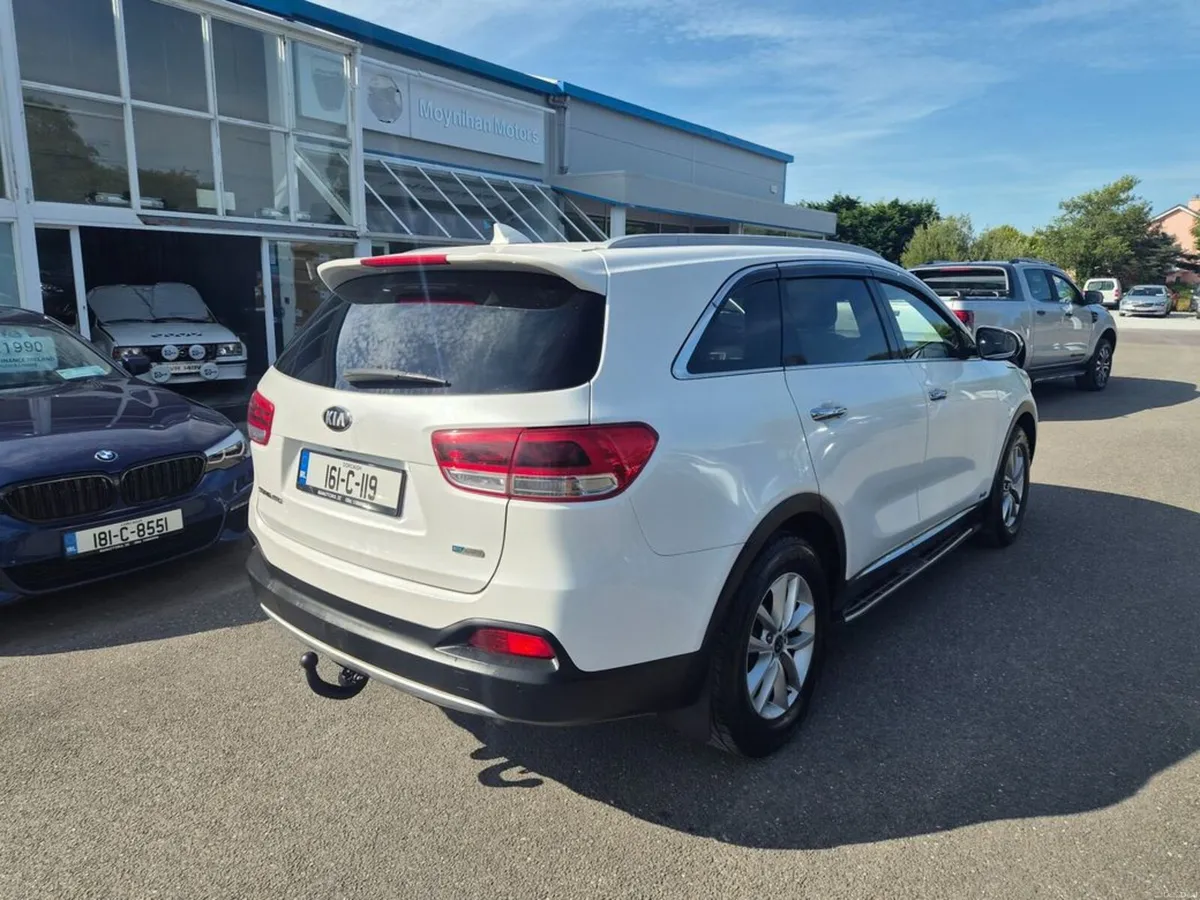 Kia Sorento Platinum 5DR - Image 4