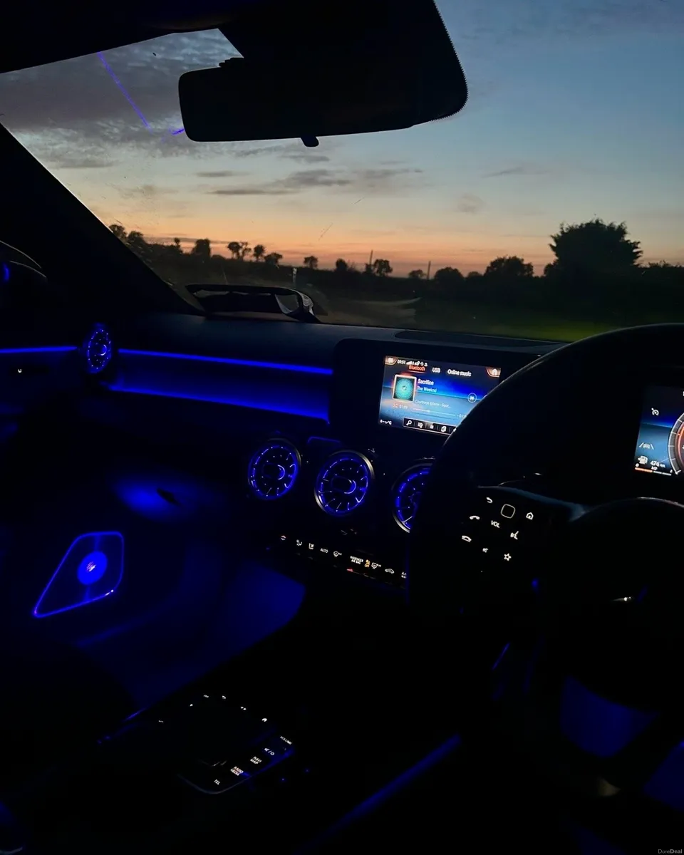 Mercedes Benz - Image 5