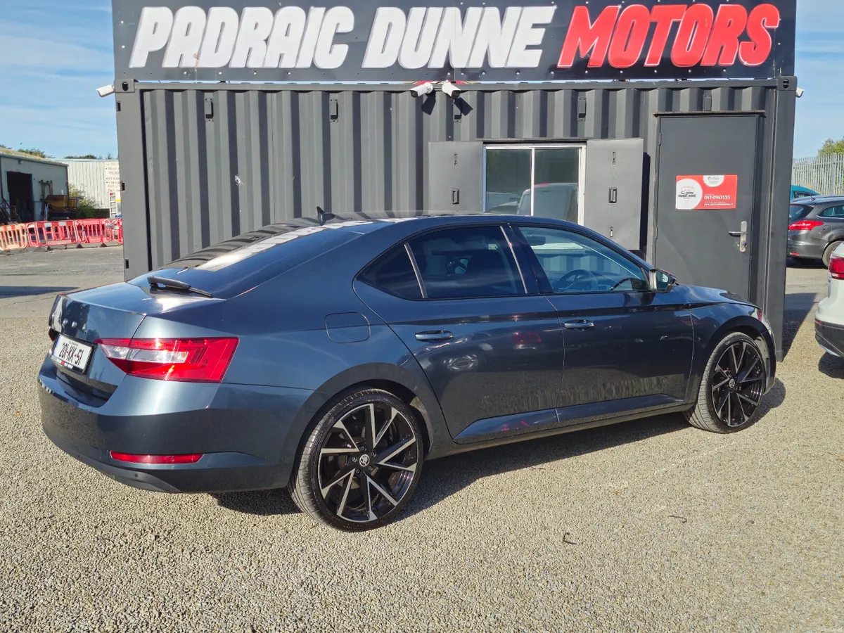 201 Skoda Superb 2.0TDi 150BHP - Image 6