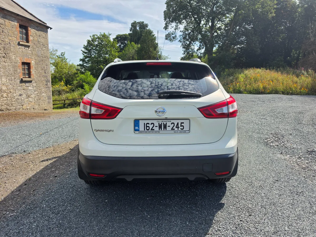 Nissan Qashqai 1.2 petrol ( NCT and TAX ) - Image 5