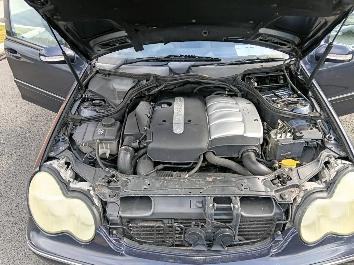 Mercedes - Image 2