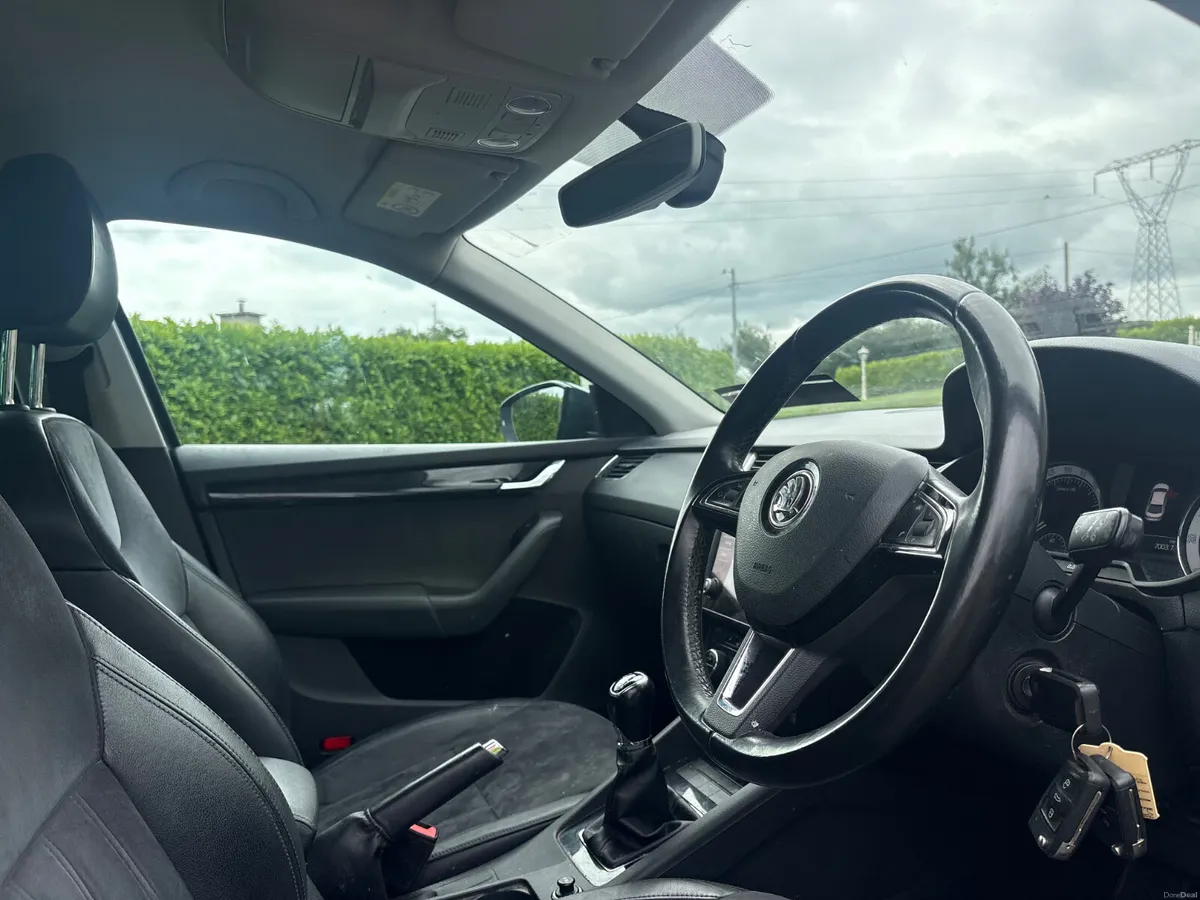 Skoda Octavia 2018 - Image 6