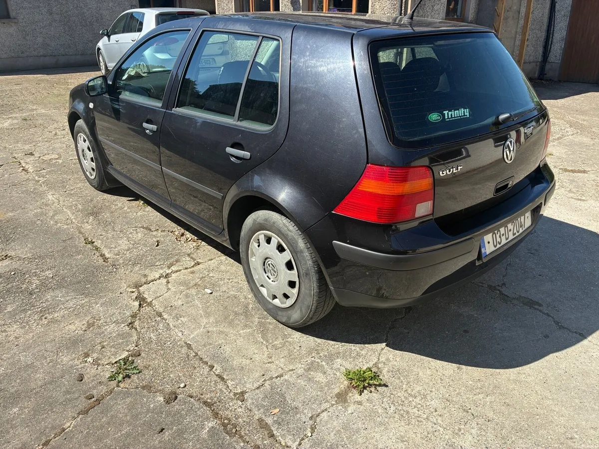 Volkswagen Golf - Image 4