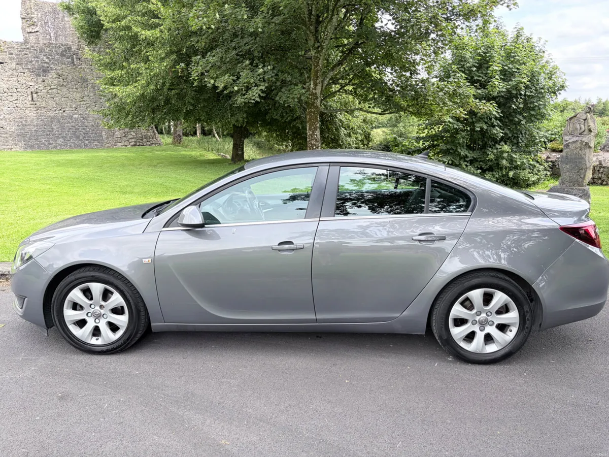 Opel Insignia 2017 Low Mileage - Image 5