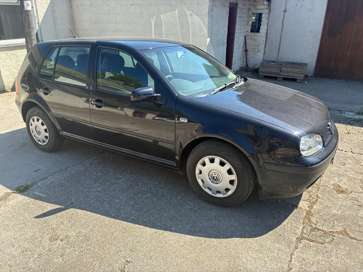 Volkswagen Golf - Image 1