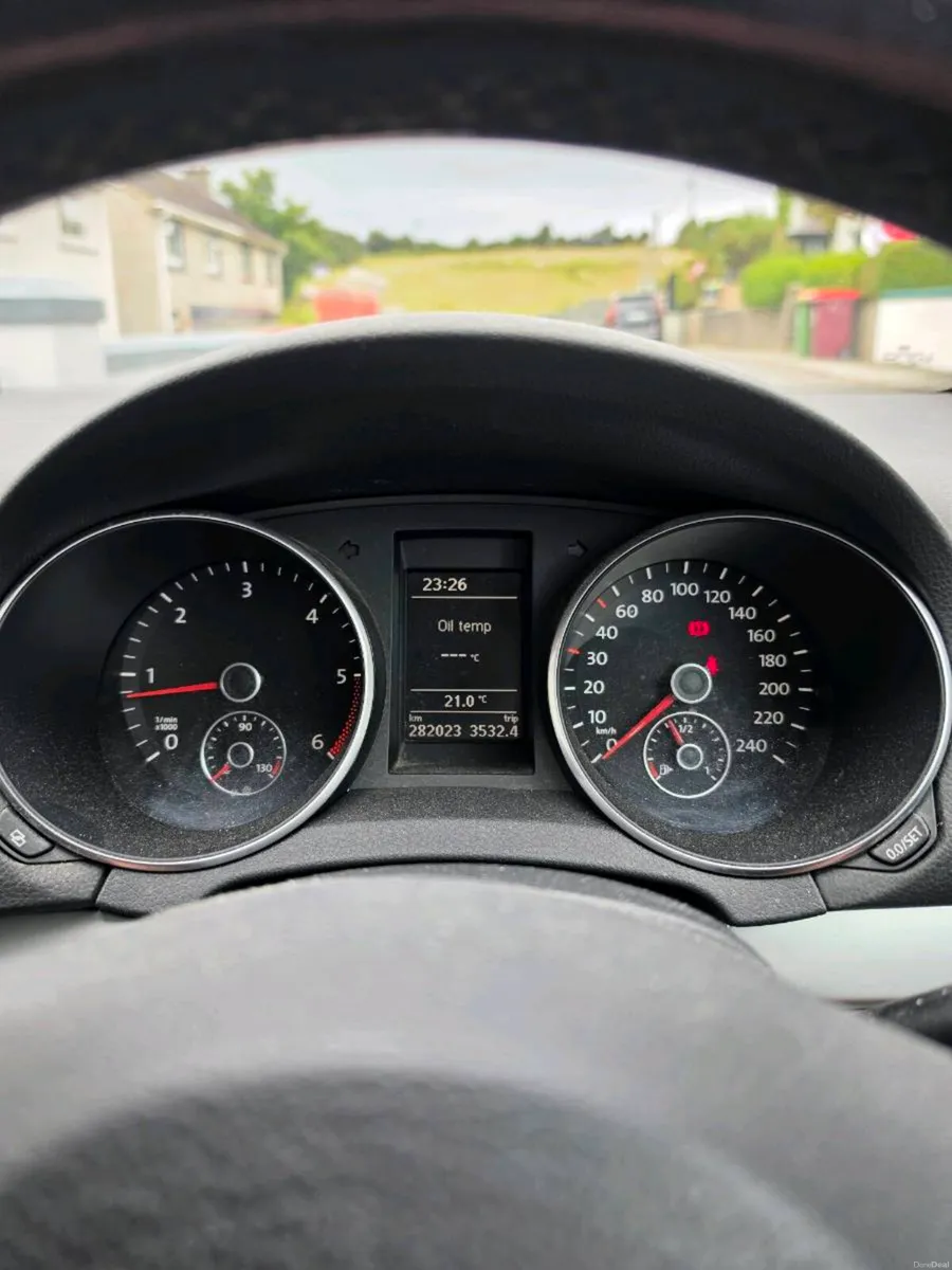 2010 VW Golf 1.6 TDI | NCT 04/27 | Tax 02/27 - Image 2