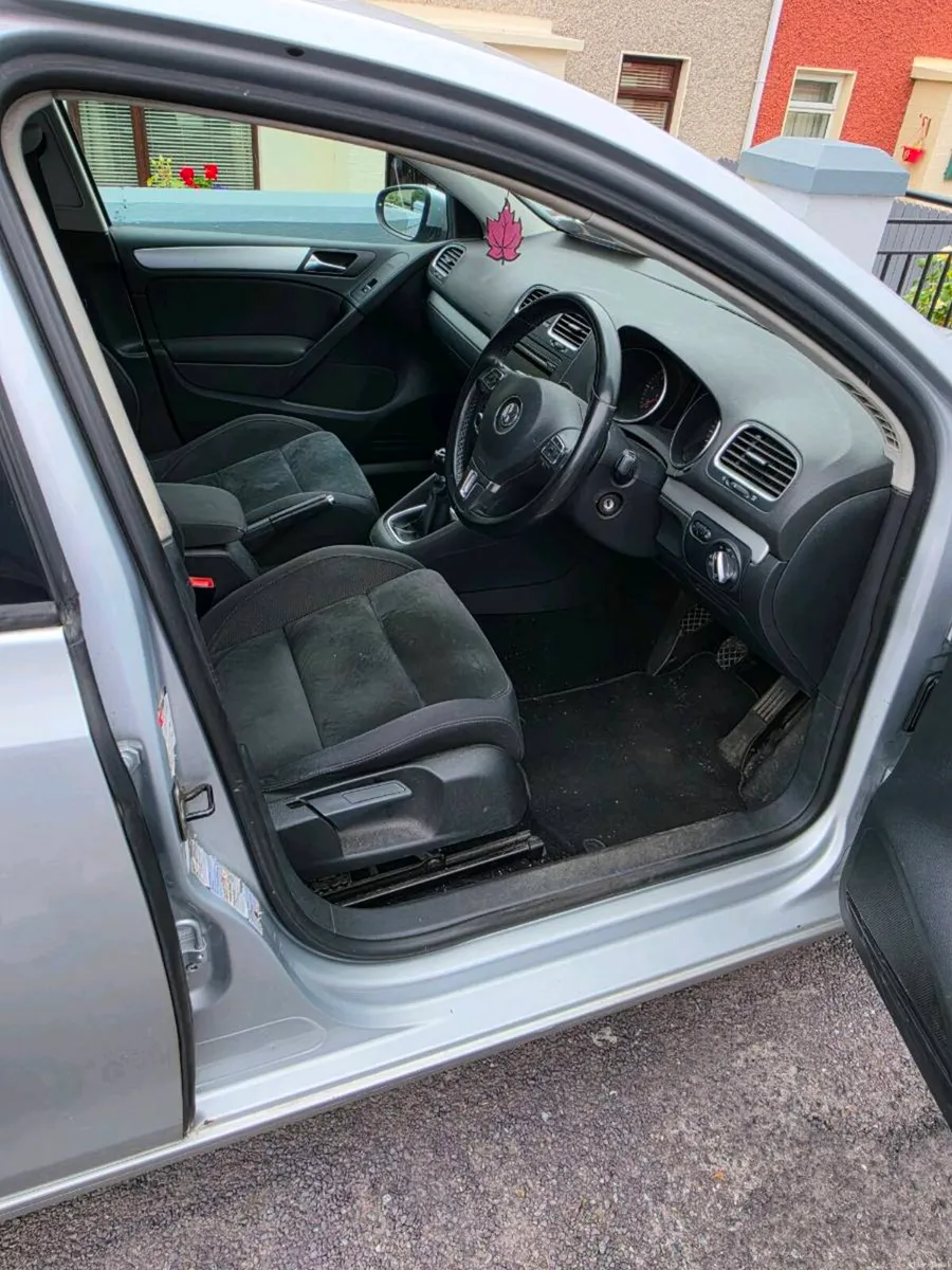 2010 VW Golf 1.6 TDI | NCT 04/27 | Tax 02/27 - Image 3