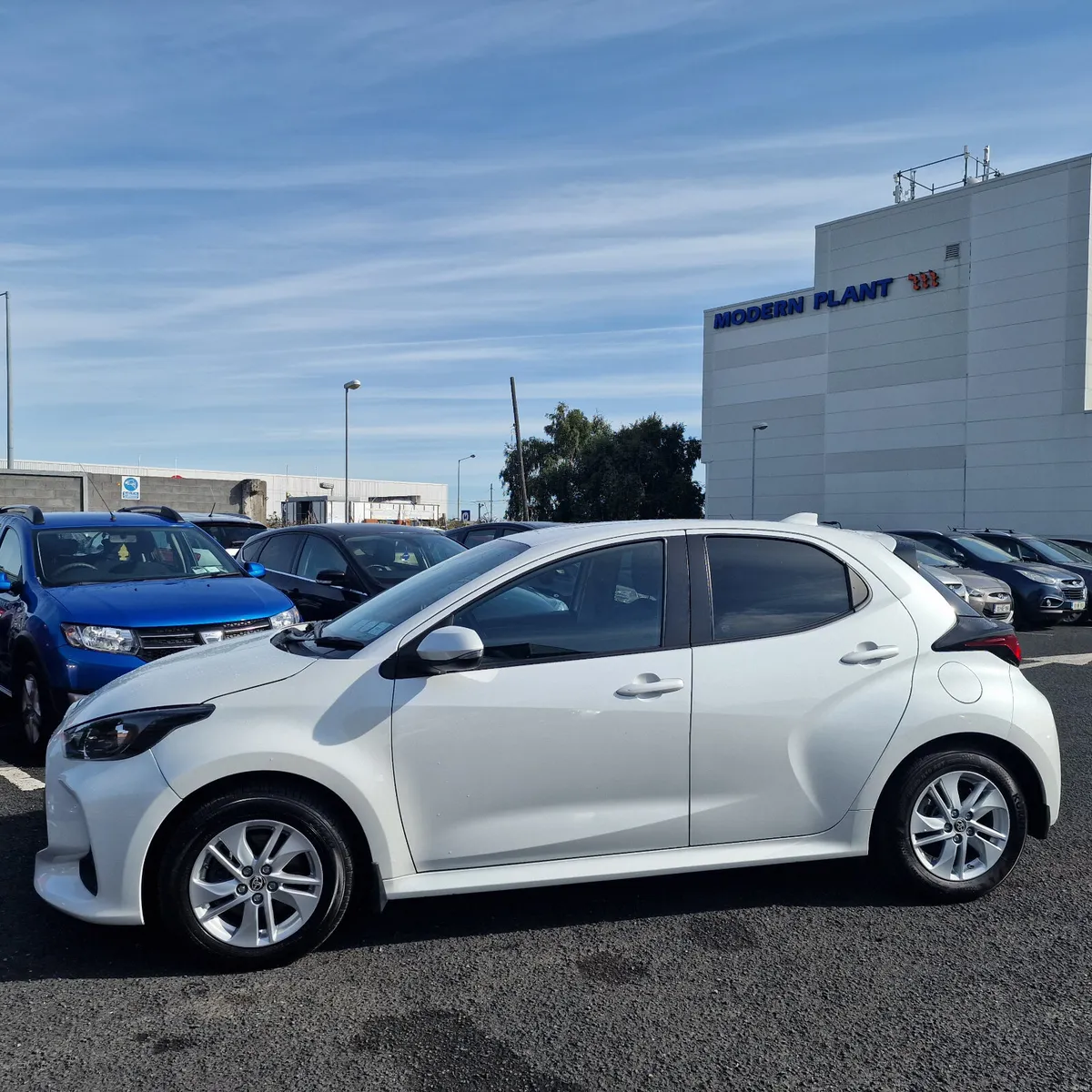 Toyota Yaris 2022 Petrol Hybrid - Image 6