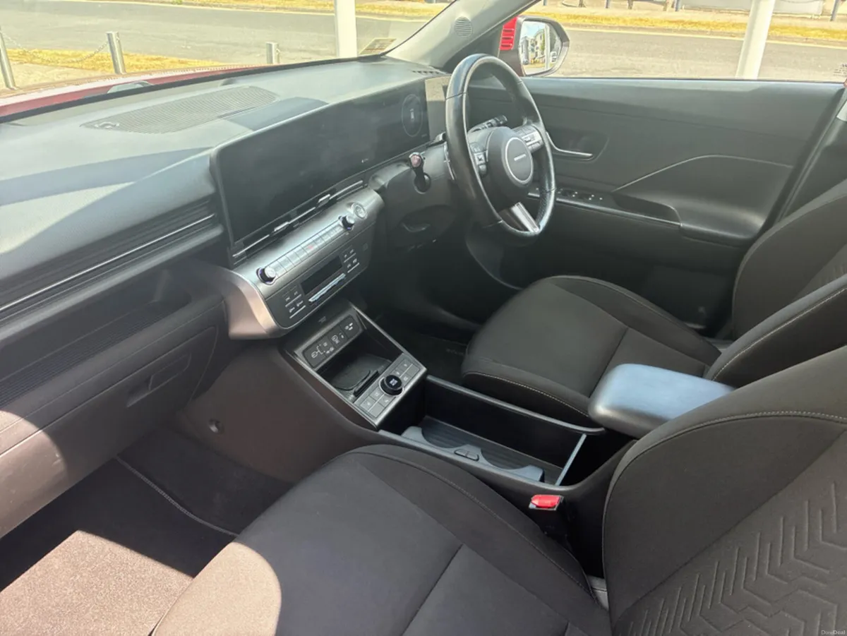 Hyundai KONA HYBRID ELEGANCE 5DR AUTO - Image 2