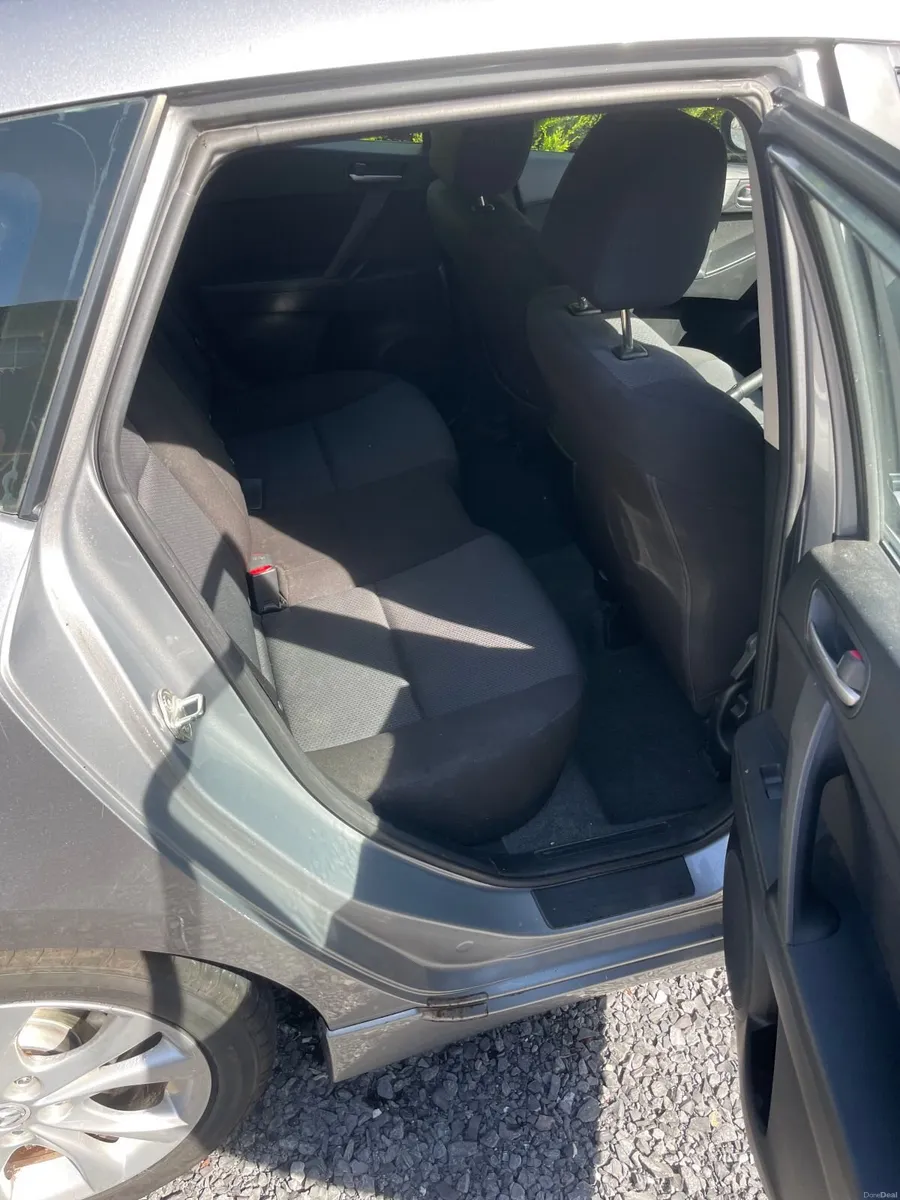 Mazda 3 2011 1.6D - Image 3