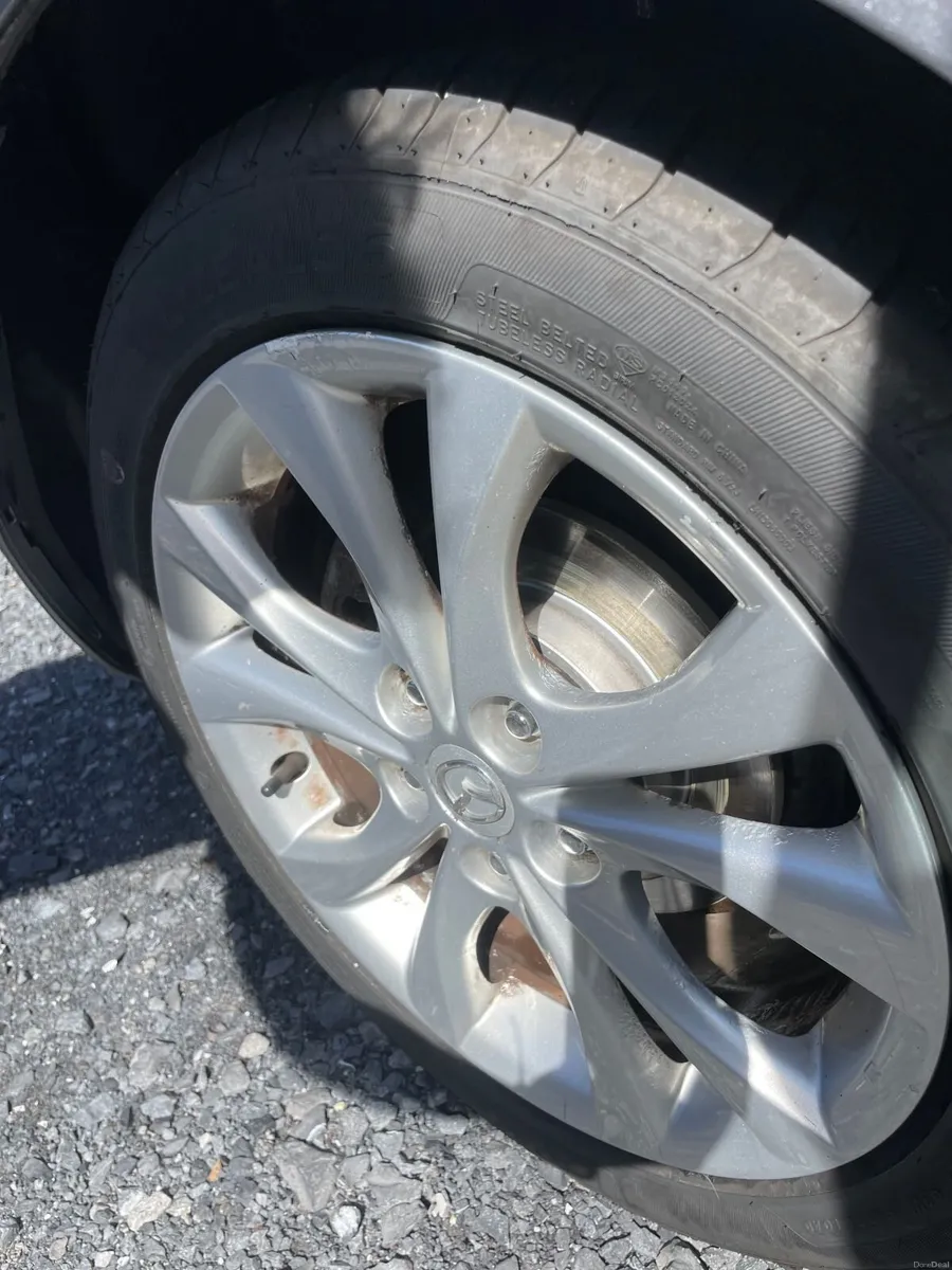 Mazda 3 2011 1.6D - Image 5