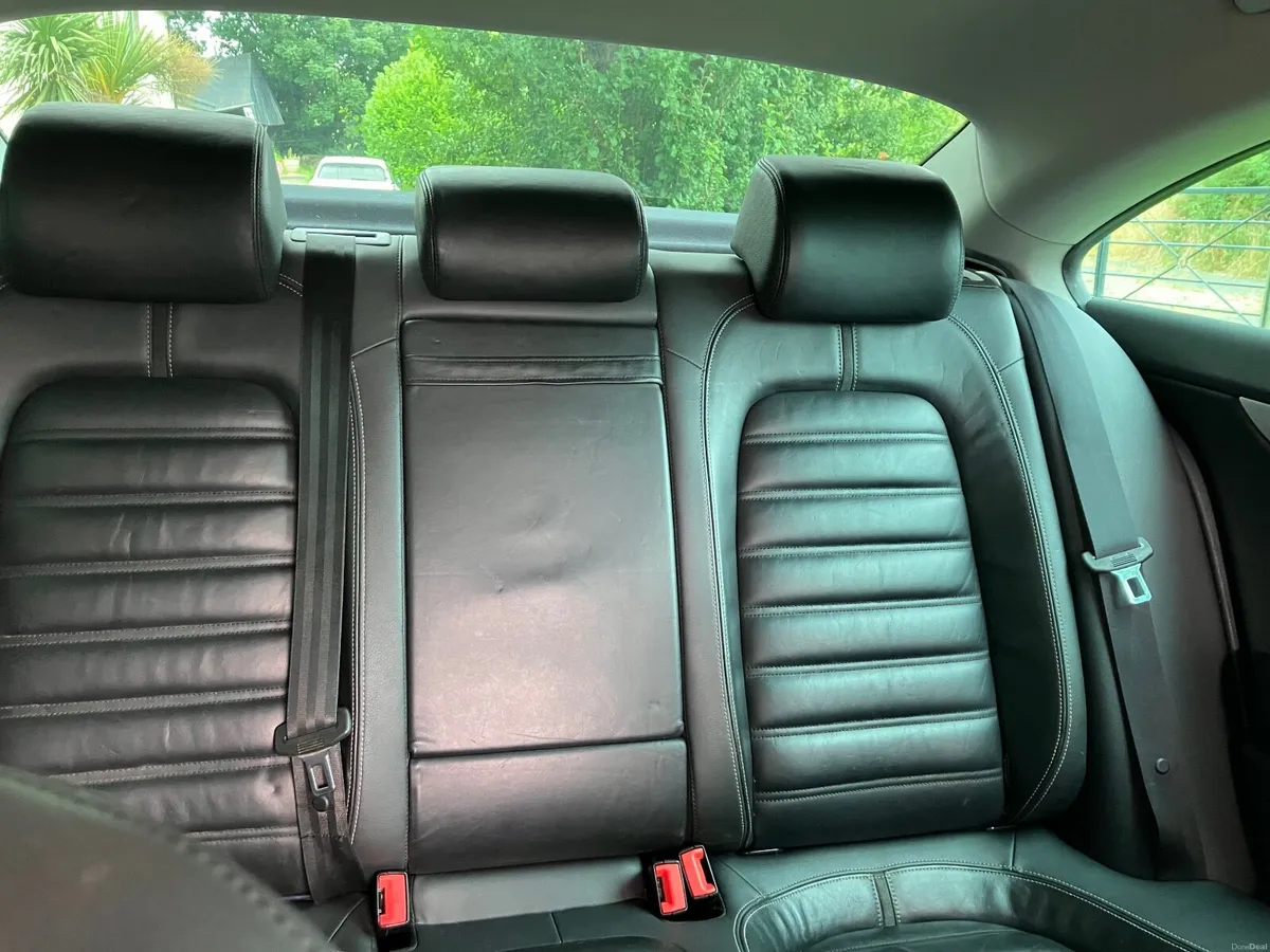 Volkswagen Passat CCTDI  GT Blue mot2011 - Image 2