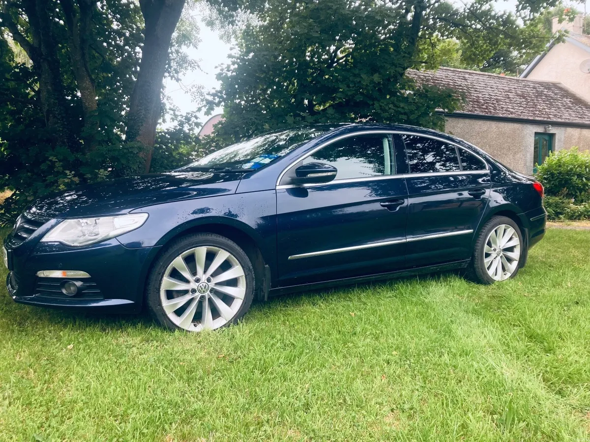 Volkswagen Passat CCTDI  GT Blue mot2011 - Image 1
