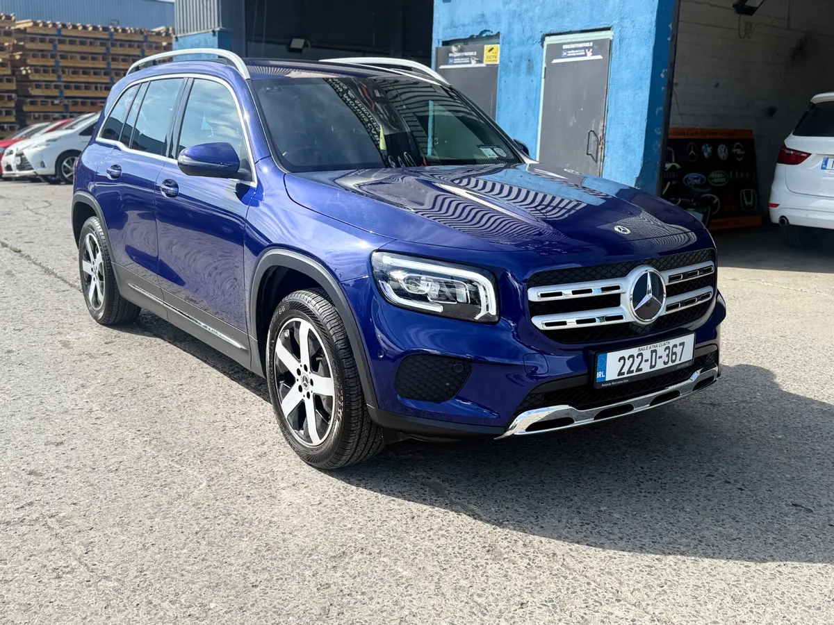 2022 Mercedes-Benz GLB  Automatic/ 7Seater - Image 5
