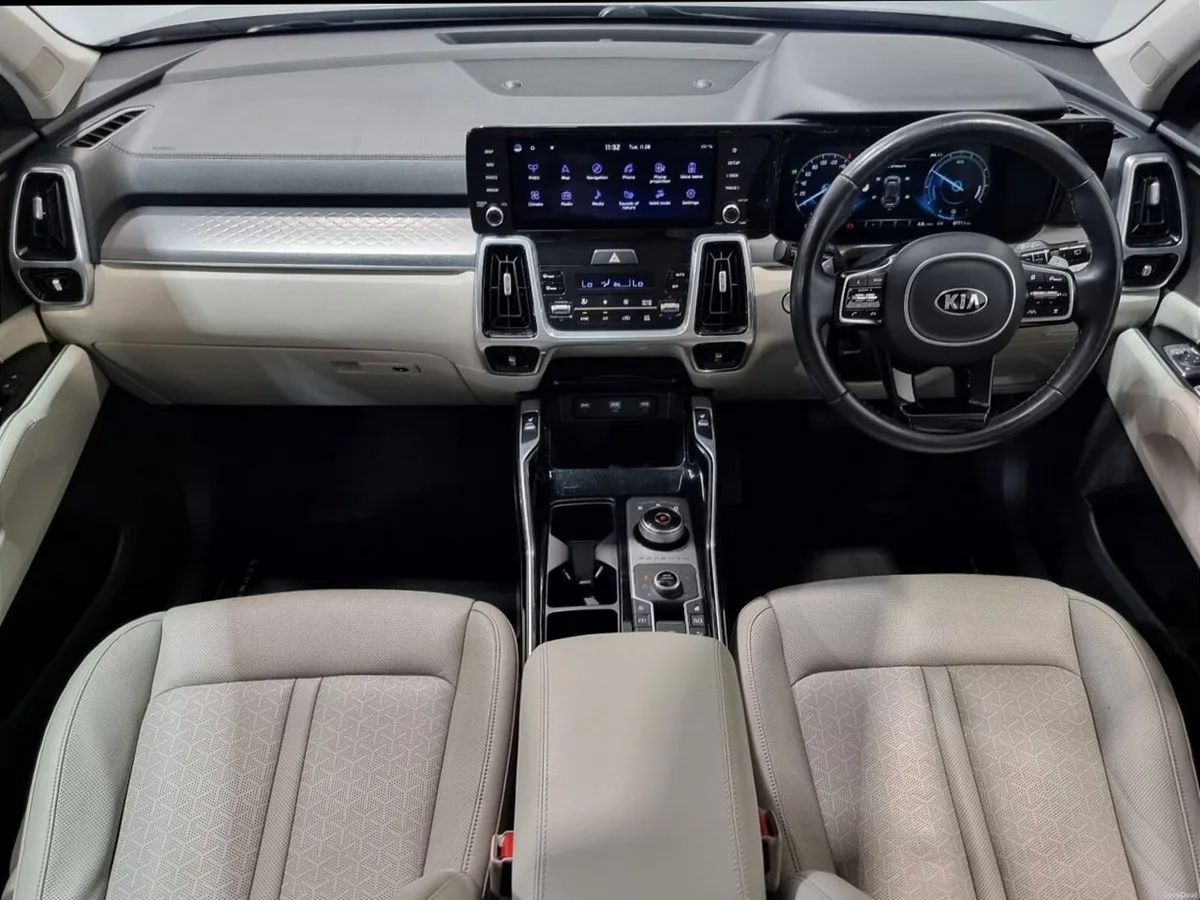 Kia Sorento ** 7 SEATER ** 1.6 PHEV K3 *** AWD ** - Image 2