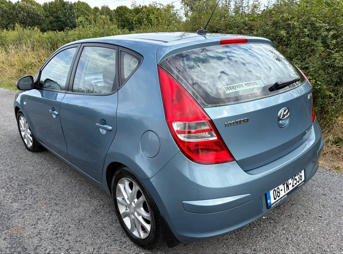 Hyundai i30 1.6D Deluxe 2008 - Image 5